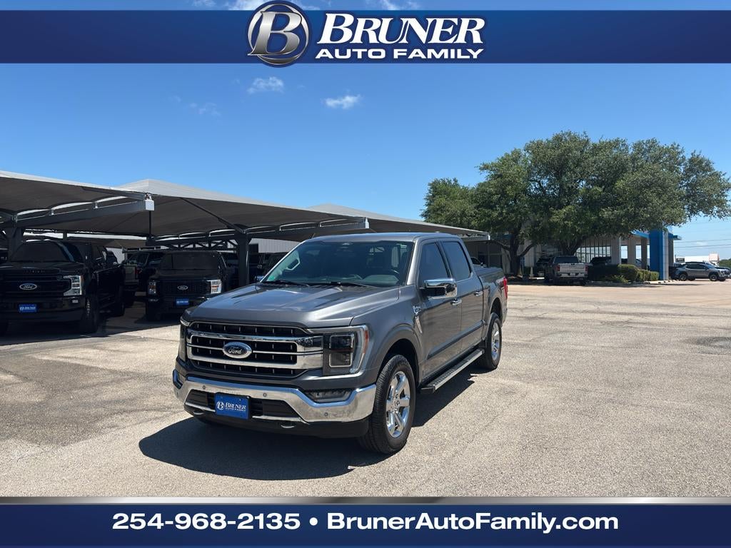 2022 Ford F-150 LARIAT in Gray — front three-quarter view