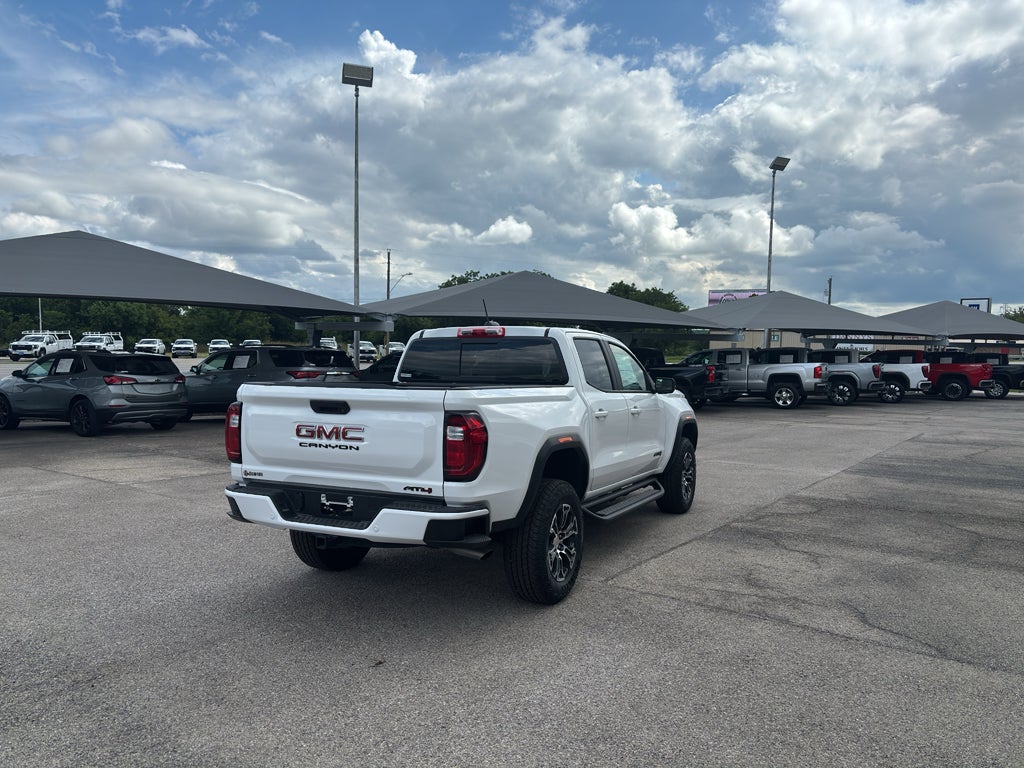 2025 GMC Canyon — detail view